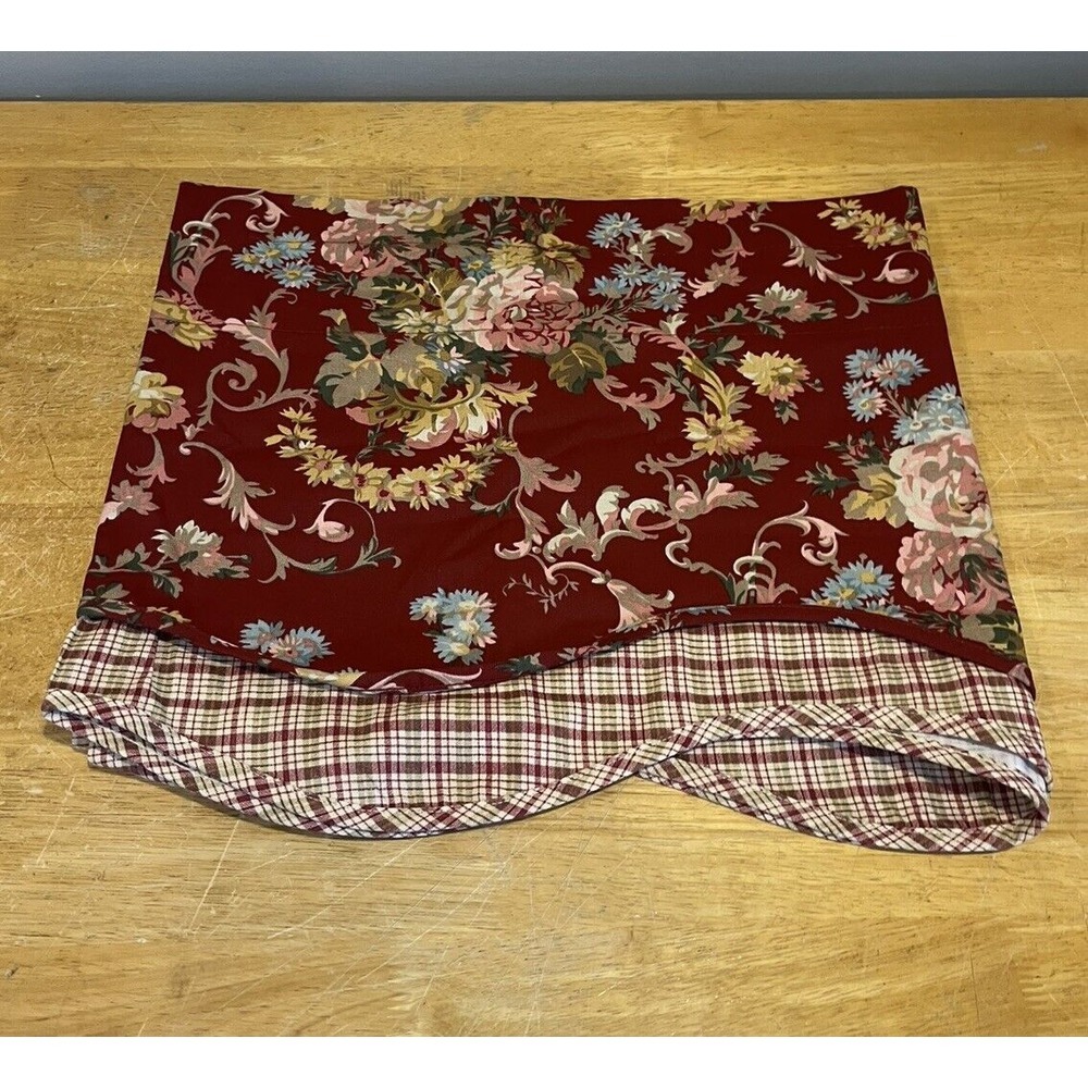 American Living by Ralph Lauren Burgundy Floral‎ Plaid Scalloped Valance 79"